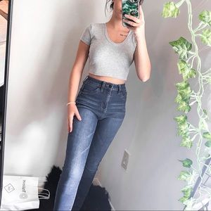 Gray scoop neck ribbed Tee